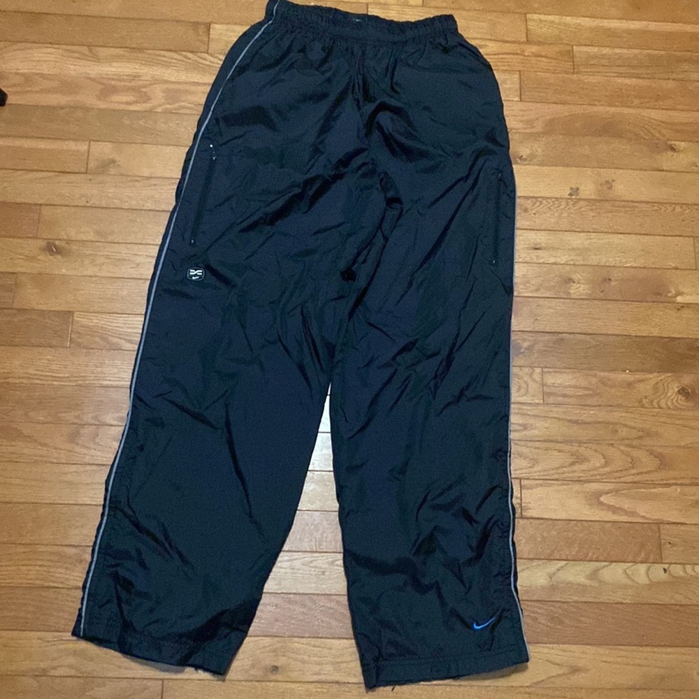 VNTG NIKE AIR MAX RUBBER LOGO NYLON WINDBREAKER PANTS/JOGGERS